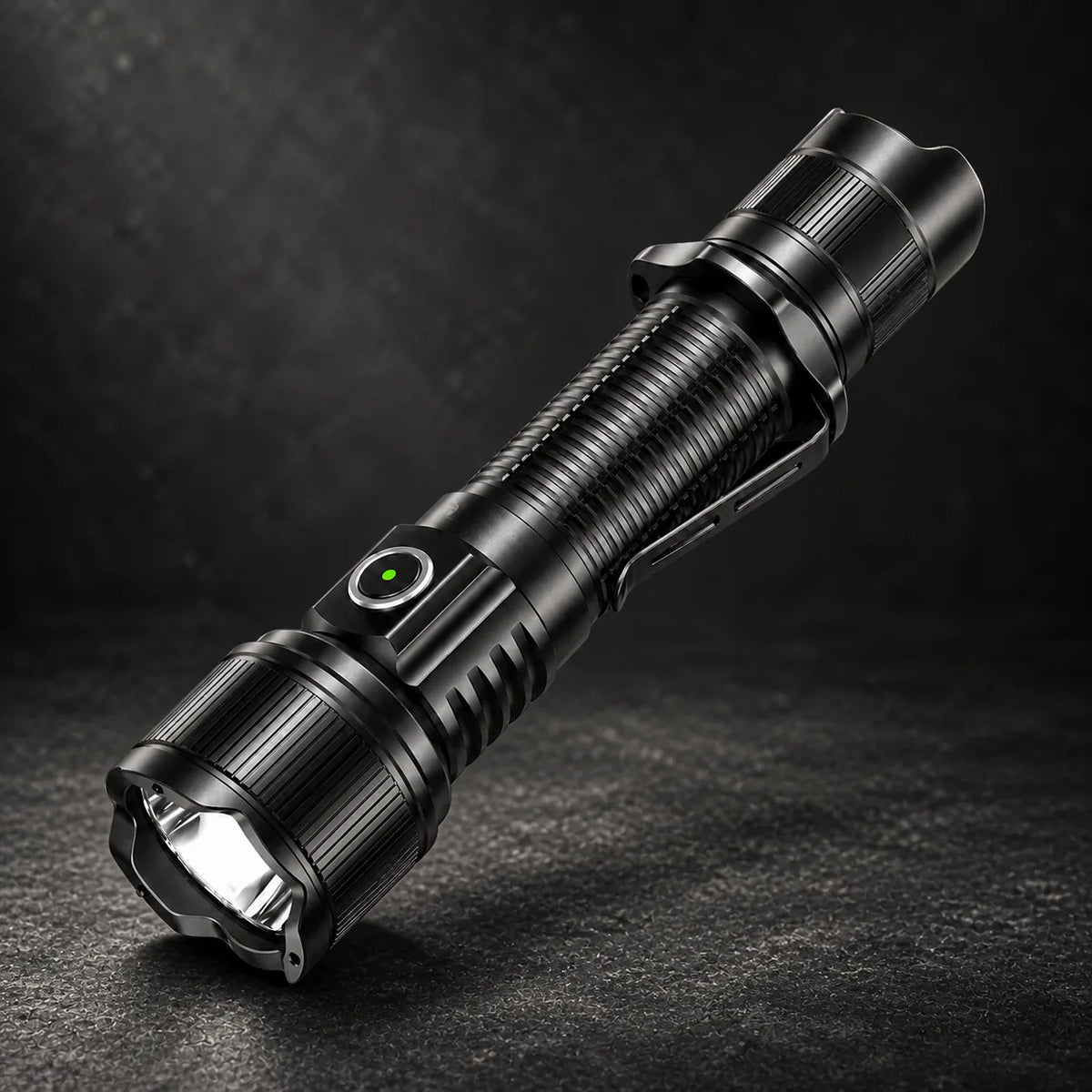 Lanterna tática de mão Brinyte PT16 em alumínio, 2.000 lumens